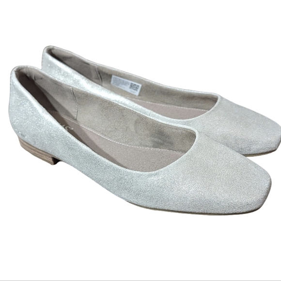 TOMS Women's Briella Ballet Flats in Silver/Light Metallic Suede sz 7.5 - Picture 15 of 15